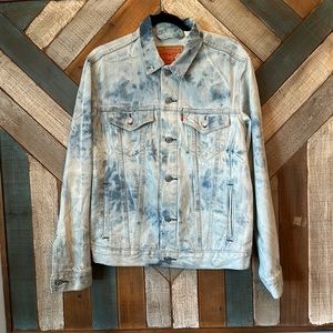 NEW! Medium Levi jean jacket